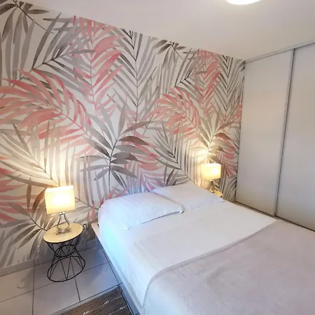 Le Voyage De Jade - Les Maisons De Madeleine *