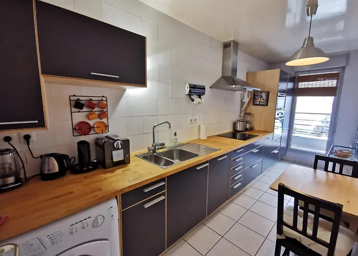 Le Voyage De Jade - Les Maisons De Madeleine נאנט